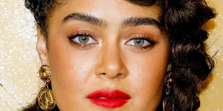 Izuka Hoyle: Age, Family, Career Highlights & More