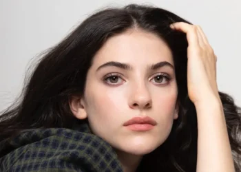 Ella Rubin: A Rising Star on Screen and Stage