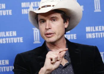 Inside the Life of Kimbul Musk Net Worth, Lifestyle, and More