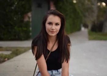 Alex Hook – Biography, Career Journey, and Personal Life