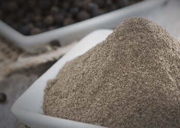 How to Make Fresh Black Pepper Powder at Home