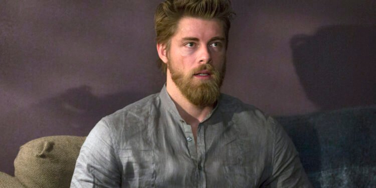 Luke Mitchell Biography: Age, Family, Career, and More