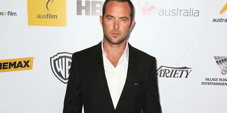 Sullivan Stapleton Biography: Family, Career Highlights, and More